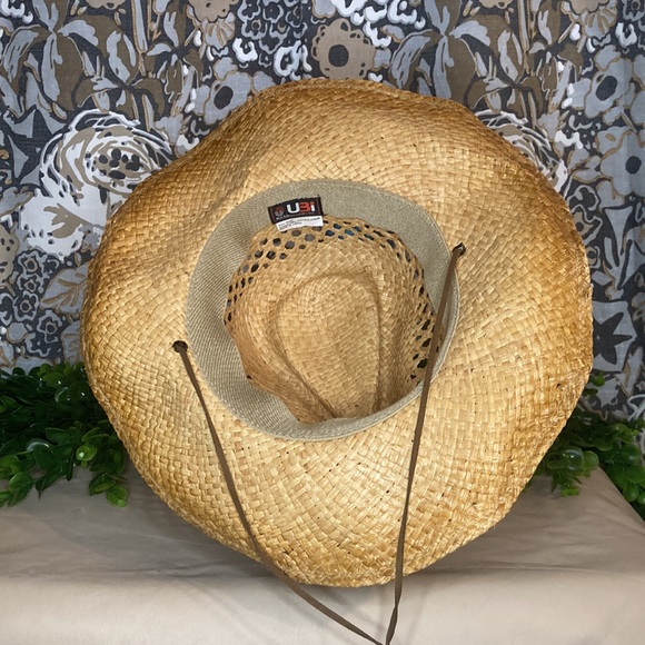 UBI Hats & Accessories Straw hat - Picture 5 of 6